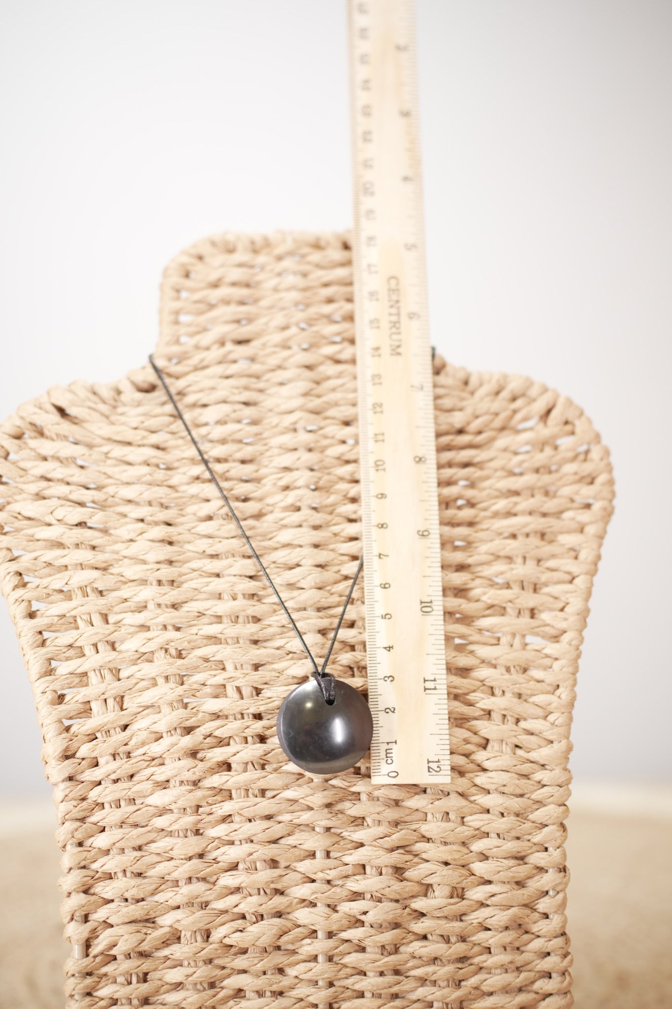 Shungite Necklace – Round